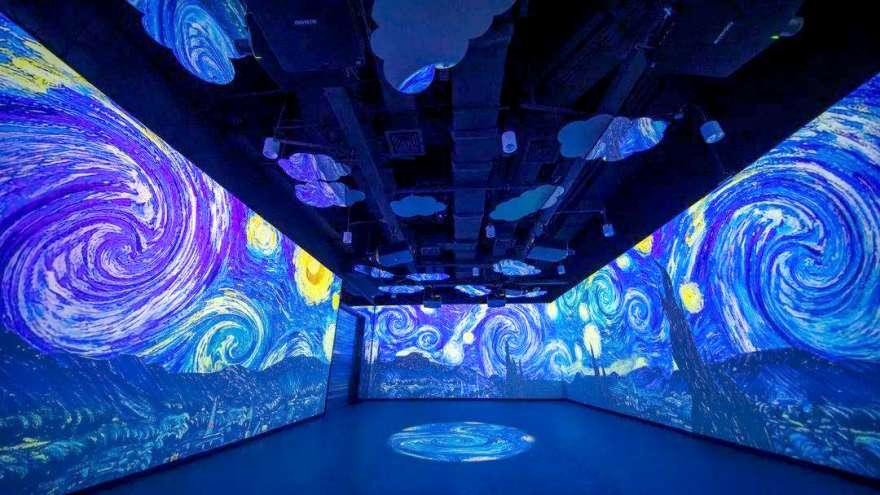 Enhancing User Engagement with Interactive Gallery Elements